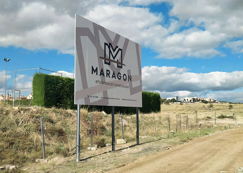 valla publicitaria de 6,4x3 mts instalada en Madrid