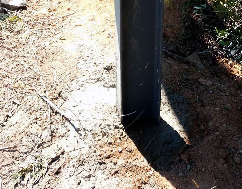hormigonado de vigas en valla publicitaria