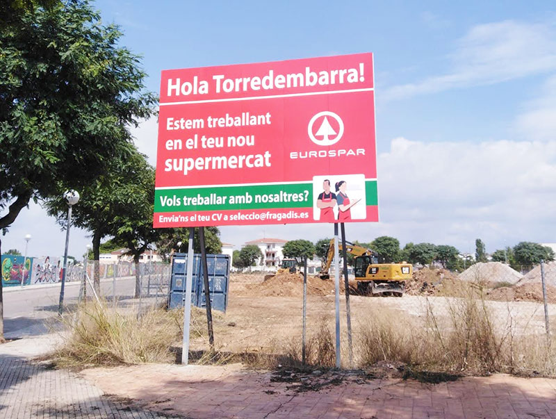 instalación de valla publicitaria en Torredembarra Tarragona