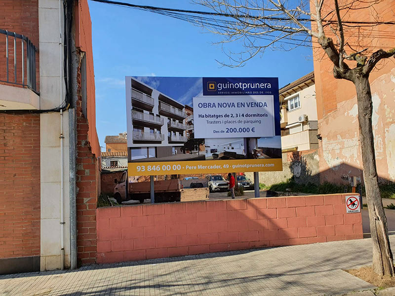 valla publicitaria para promoción inmobiliaria