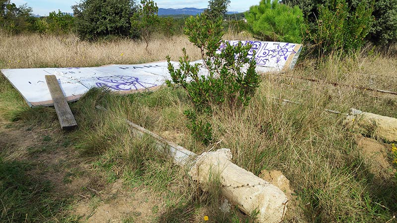 reparación y mantenimiento de vallas publicitarias