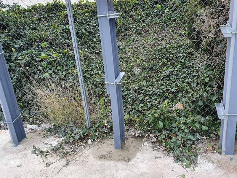 ejemplo de vigas de valla publicitaria con remontes