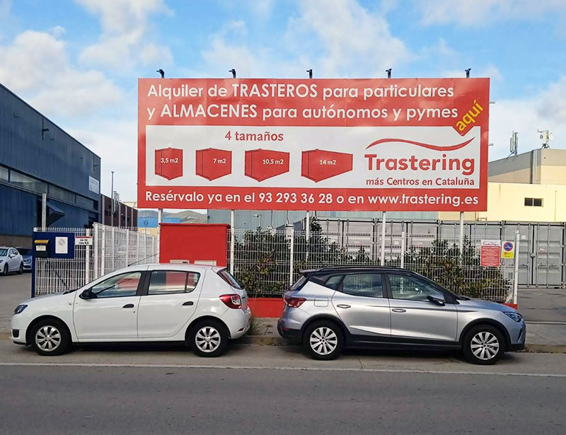 valla de publicidad de medidas 8x3