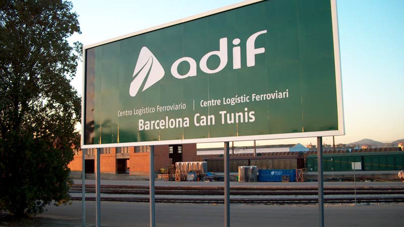 valla publicitaria de medidas 8x3 mts en Barcelona