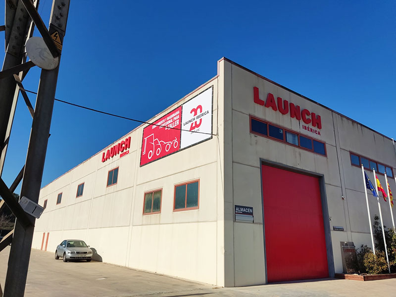 instalación de perfil perimetral para lona de publicidad