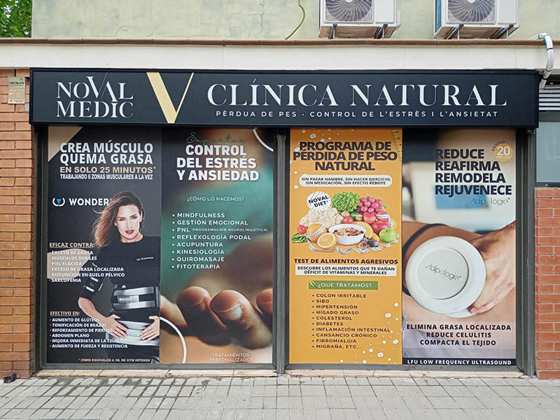 rotulación de escaparate con vinilo opaco impreso