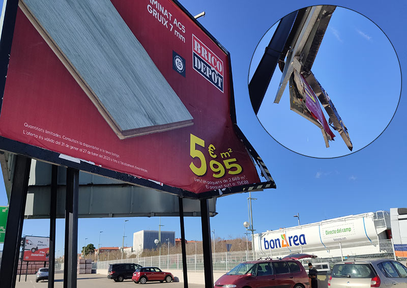 reparación de valla de publicidad en centro comercial