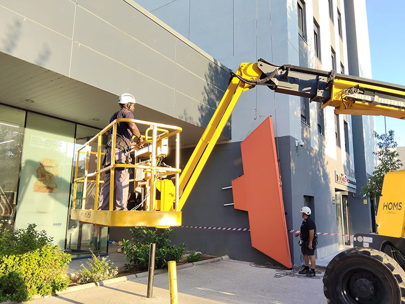 instalación de rótulos en Girona