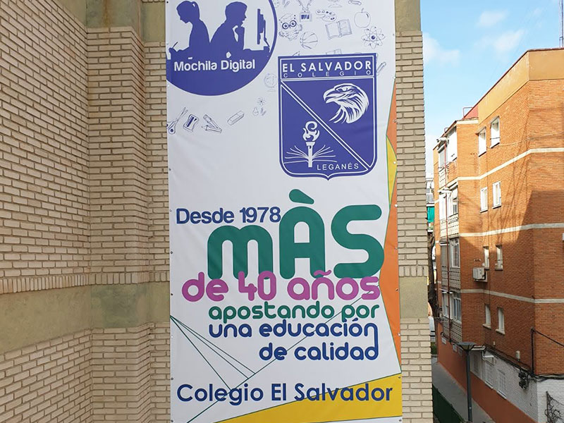 lona publicitaria para colegios e institutos