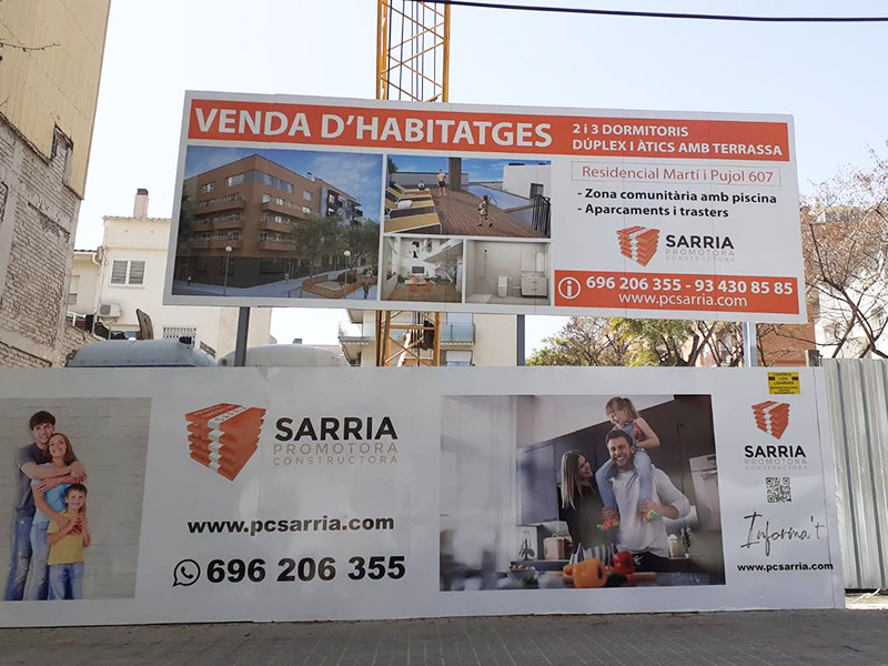 instalación de valla de publicidad para obra nueva en Badalona