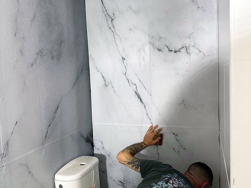 rotulación de lavabo en habitaciones de hotel