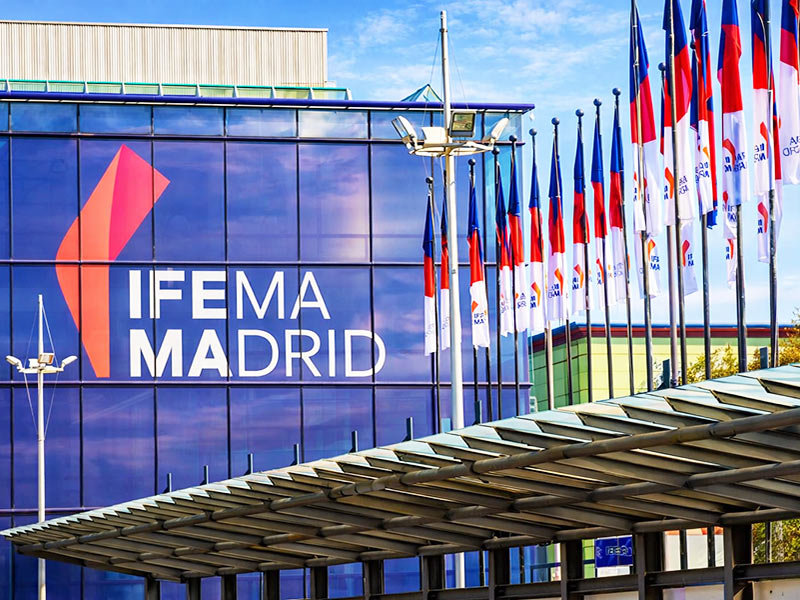 Signage installation at IFEMA Madrid exhibition hall