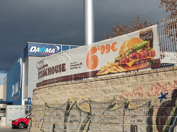 Instalación de Lona microperforada en Barcelona