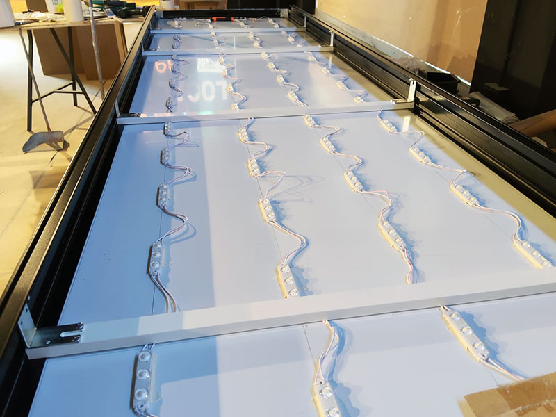 fabricación de rótulo con iluminación led