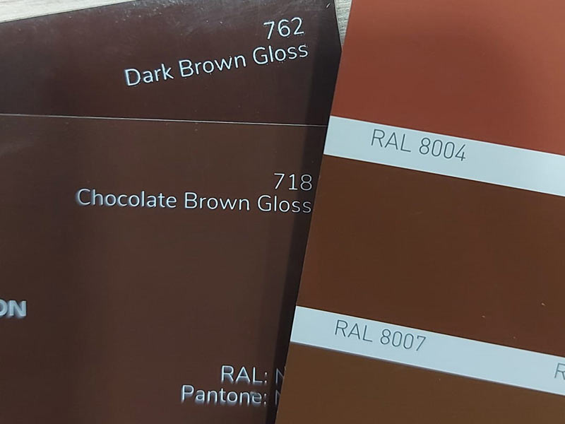 pantone con colores corporativos para vinilos